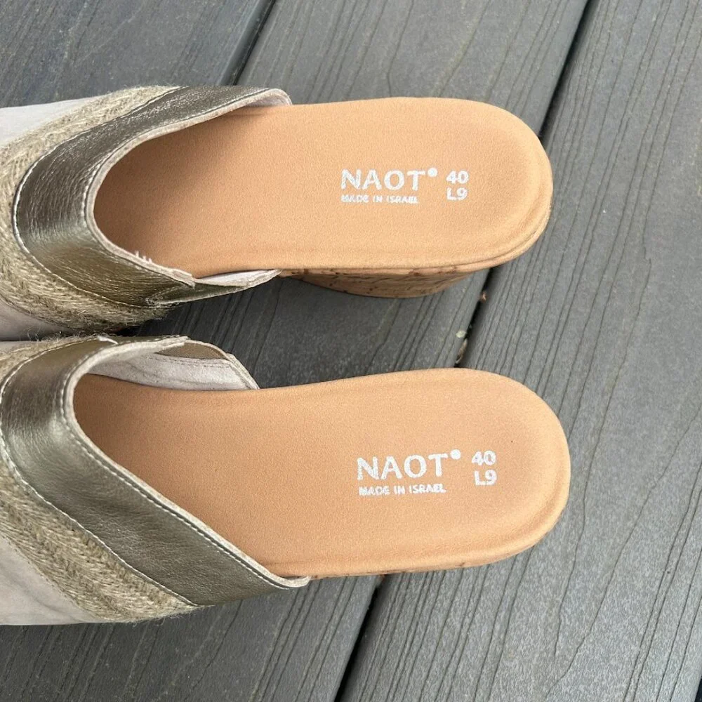 NAOT Tiki Platform Wedge Slide Comfort Leather Mule Sandal Gold Size 40 Boho - Picture 7 of 7